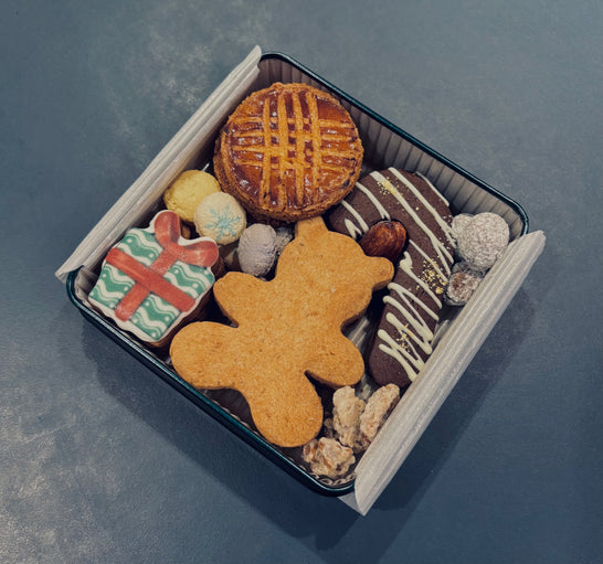 ふゆのおくりもの缶＊2025.11.18販売開始